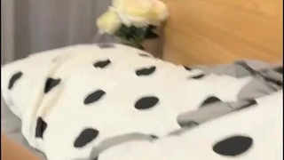 老马寻欢攻略足疗女技师，小房间半套服务，乳推毒龙转，精油打飞机