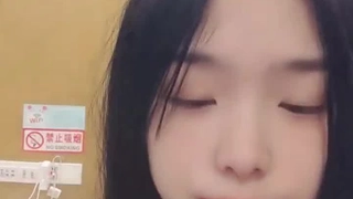 少女口交色情片:多萝西娅享受着巨大的阴茎的疯狂骑行