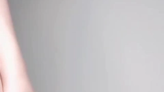 白蕾丝装OL护士装骚护士逼痒难耐