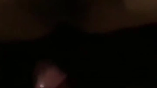 露脸听话的小母狗最爱吃鸡