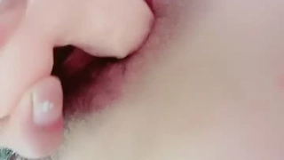 与阿拉伯少女女佣的POV性爱场景被老板操