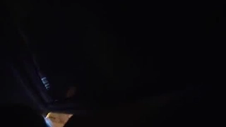 淘气的年轻人沉迷于与大鸡巴的群交