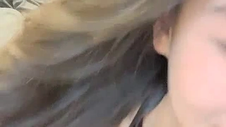 反差母狗太久没做爱操出白浆一下子就痉挛抽搐了。上