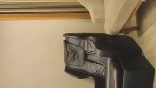 酒店草大奶女友女上位有点害羞长得酷似某韩国女星很有气质乾的超爽
